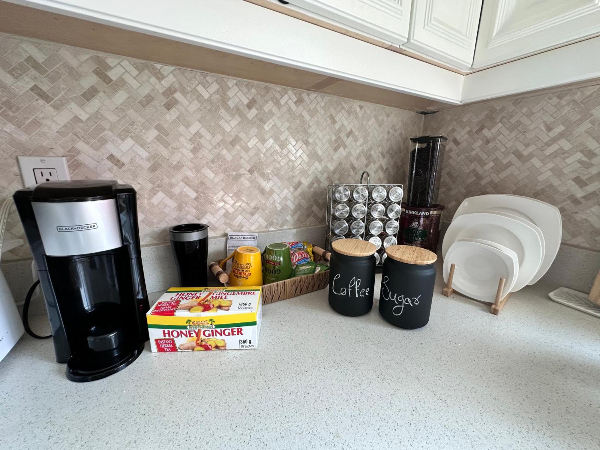 Luxury Homestay In Mississauga Near Square One Mall & Pearson Airport Exterior photo